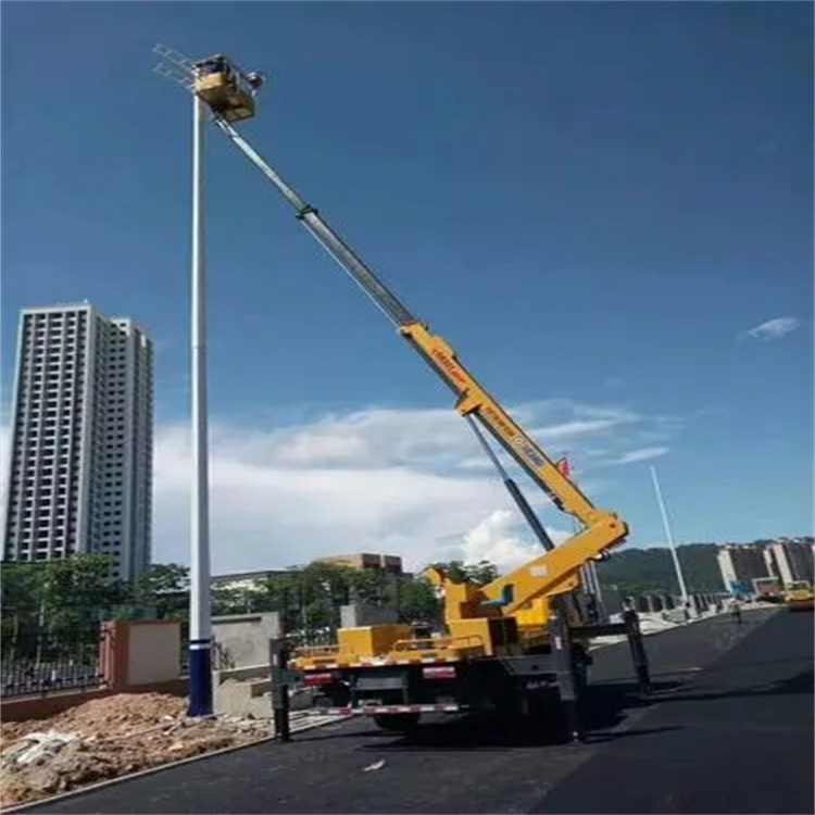 名山维修路灯的曲臂升降车出租