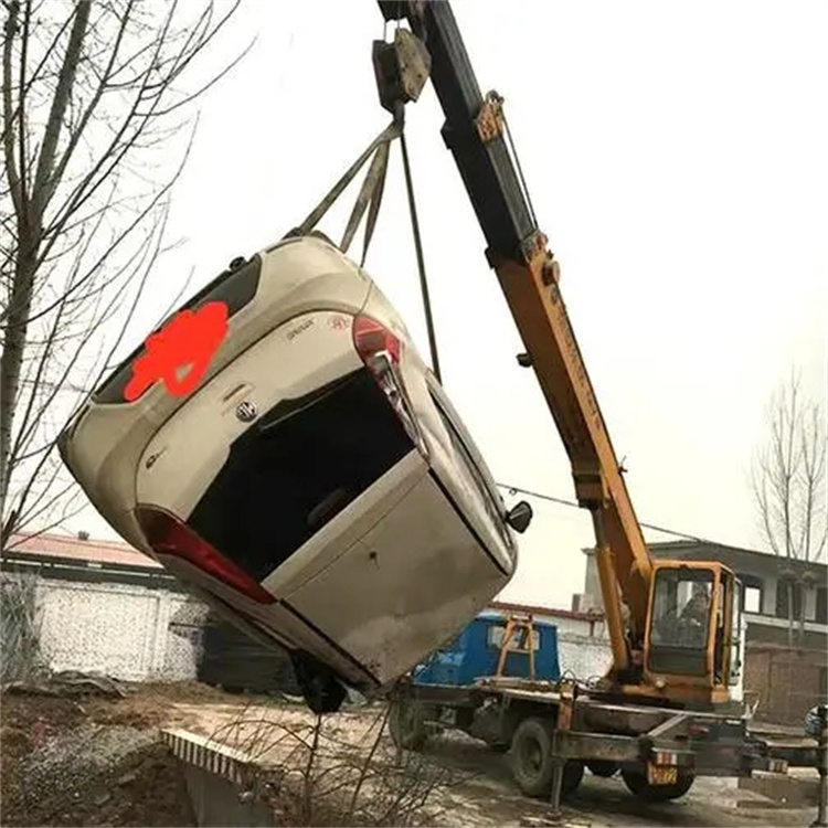 名山随时待命，吊车24小时道路救援服务全解析