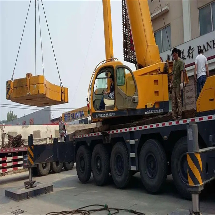 名山吊车怎么吊玻璃